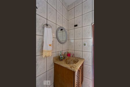 Casa à venda com 150m², 3 quartos e 2 vagasBanheiro da Suíte 2