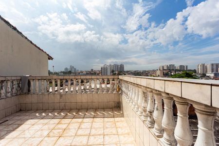 Casa à venda com 150m², 3 quartos e 2 vagasVaranda