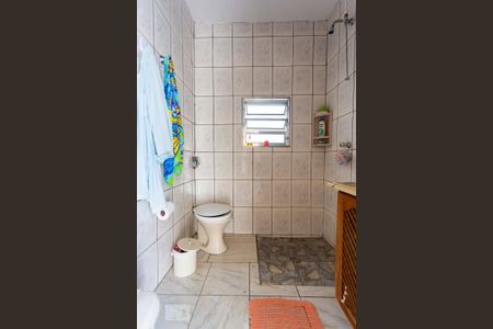 Casa à venda com 150m², 3 quartos e 2 vagasBanheiro da Suíte 2