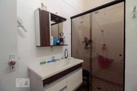 Casa à venda com 250m², 3 quartos e 2 vagasBanheiro Social