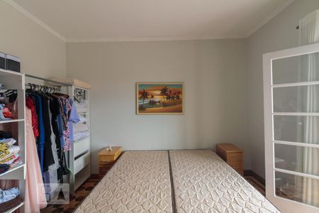 Casa à venda com 250m², 3 quartos e 2 vagasQuarto 2