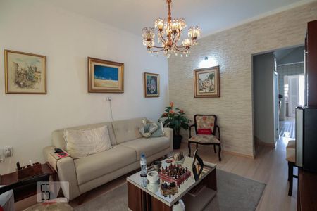 Sala de casa à venda com 3 quartos, 250m² em Vila Prudente, São Paulo