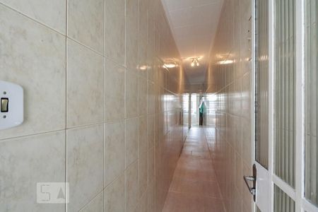 Casa à venda com 250m², 3 quartos e 2 vagasEntrada