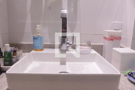 Banheiro de apartamento para alugar com 1 quarto, 48m² em Copacabana, Rio de Janeiro