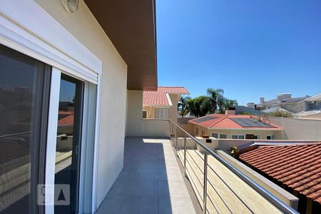 Casa para alugar com 220m², 3 quartos e 2 vagasSacada do Quarto 2