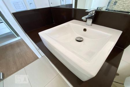 Casa para alugar com 220m², 3 quartos e 2 vagasBanheiro da Suíte