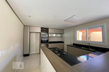 Casa para alugar com 220m², 3 quartos e 2 vagasCozinha