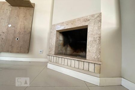 Lareira da Sala  de casa para alugar com 3 quartos, 220m² em São José, São Leopoldo