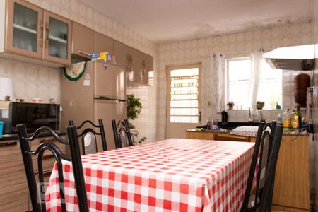 Casa à venda com 202m², 6 quartos e 2 vagasCozinha