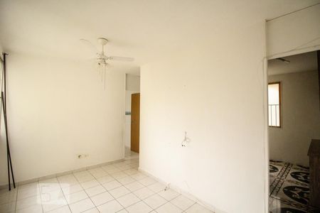 Sala de apartamento para alugar com 2 quartos, 50m² em Vila Celeste, São Paulo