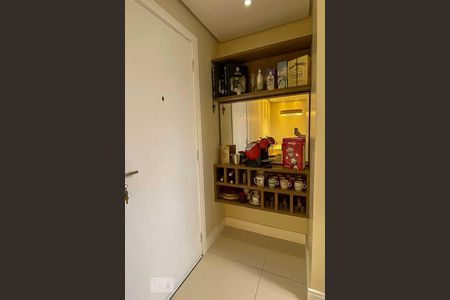 Entrada de apartamento para alugar com 2 quartos, 55m² em Interlagos, São Paulo