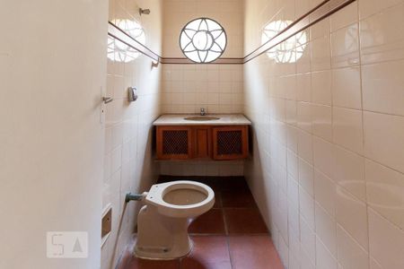 Casa à venda com 350m², 7 quartos e 4 vagas Casa à venda com 350m², 7 quartos e 4 vagasLavabo