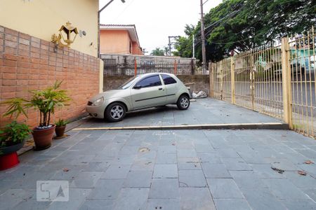 Casa à venda com 350m², 7 quartos e 4 vagas Casa à venda com 350m², 7 quartos e 4 vagasGaragem