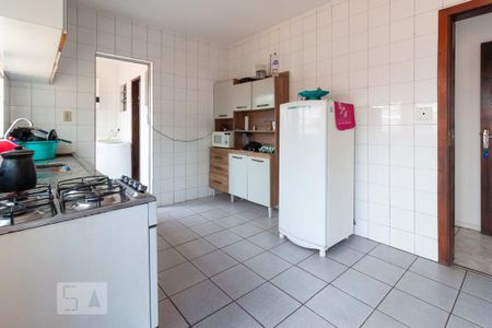 Casa à venda com 350m², 7 quartos e 4 vagas Casa à venda com 350m², 7 quartos e 4 vagasCozinha 2