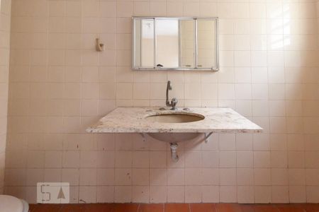 Casa à venda com 350m², 7 quartos e 4 vagas Casa à venda com 350m², 7 quartos e 4 vagasBanheiro da Suíte 4