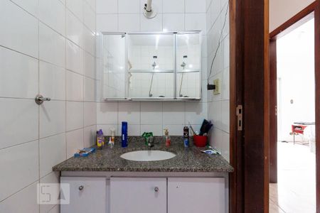 Casa à venda com 350m², 7 quartos e 4 vagas Casa à venda com 350m², 7 quartos e 4 vagasBanheiro