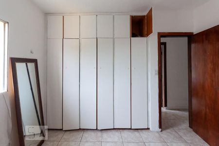 Casa à venda com 350m², 7 quartos e 4 vagas Casa à venda com 350m², 7 quartos e 4 vagasSuíte 6