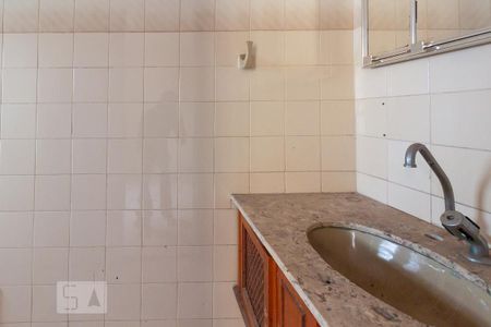 Casa à venda com 350m², 7 quartos e 4 vagas Casa à venda com 350m², 7 quartos e 4 vagasBanheiro da Suíte 2