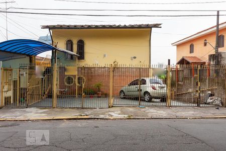 Casa à venda com 350m², 7 quartos e 4 vagas Casa à venda com 350m², 7 quartos e 4 vagasFachada