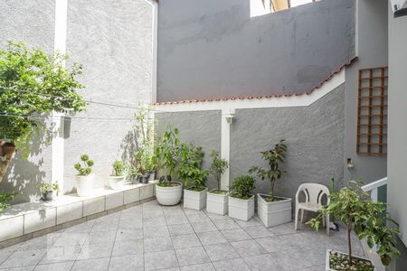 Casa à venda com 400m², 4 quartos e 8 vagasQuintal