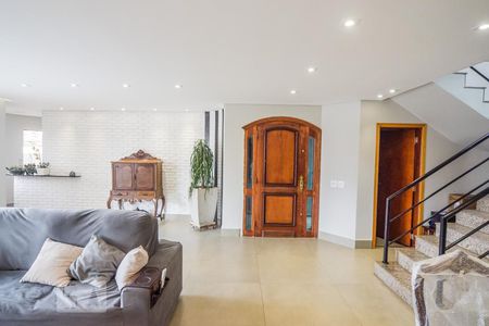 Sala de casa à venda com 4 quartos, 400m² em Jardim Textil, São Paulo