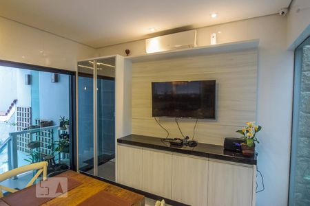 Casa à venda com 400m², 4 quartos e 8 vagasCozinha