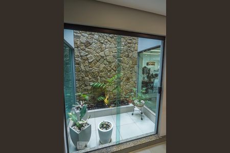 Jardim de inverno de casa à venda com 4 quartos, 400m² em Jardim Textil, São Paulo