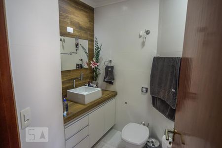 Casa à venda com 400m², 4 quartos e 8 vagasSuíte 1