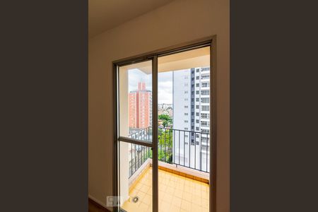 Sacada de apartamento à venda com 2 quartos, 50m² em Vila Santa Catarina, São Paulo