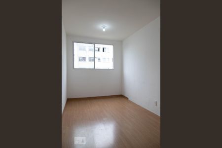 Apartamento para alugar com 47m², 2 quartos e 1 vaga Apartamento para alugar com 47m², 2 quartos e 1 vagaSala