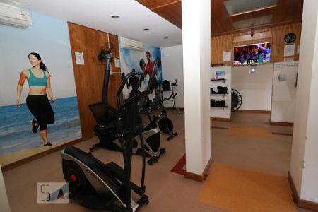 Área comum - Academia de apartamento para alugar com 2 quartos, 70m² em Vila Ipiranga, Porto Alegre