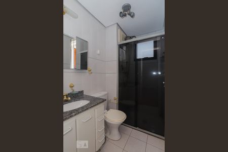 Apartamento para alugar com 58m², 2 quartos e 2 vagas Apartamento para alugar com 58m², 2 quartos e 2 vagasBanheiro