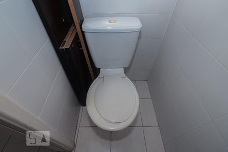 Apartamento para alugar com 58m², 2 quartos e 2 vagas Apartamento para alugar com 58m², 2 quartos e 2 vagasBanheiro de Serviço