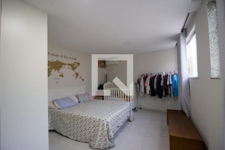 Suíte de casa de condomínio à venda com 1 quarto, 180m² em Vargem Grande, Rio de Janeiro