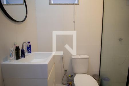 Banheiro da Suíte de casa de condomínio à venda com 1 quarto, 180m² em Vargem Grande, Rio de Janeiro