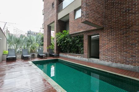 Apartamento para alugar com 35m², 1 quarto e 1 vaga Apartamento para alugar com 35m², 1 quarto e 1 vagaÁrea comum - Piscina