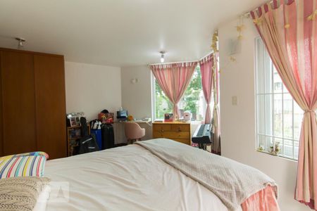 Casa para alugar com 320m², 5 quartos e 3 vagasSuíte 2