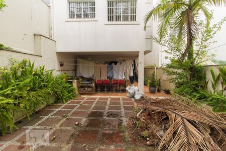 Casa para alugar com 320m², 5 quartos e 3 vagasQuintal 