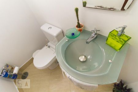 Lavabo  de casa para alugar com 5 quartos, 280m² em Aclimação, São Paulo