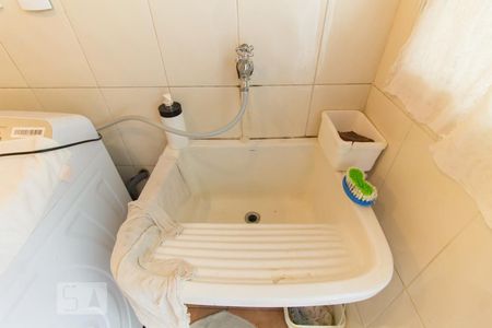 Casa para alugar com 320m², 5 quartos e 3 vagasLavanderia 