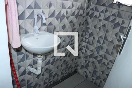 Casa para alugar com 1 quarto, 40m² em Vila Monte Serrat, Cotia