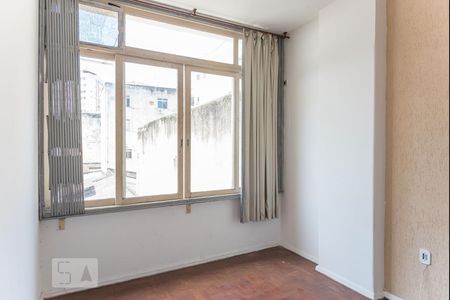 Quarto de apartamento para alugar com 1 quarto, 20m² em Estácio, Rio de Janeiro