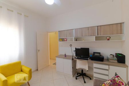 Casa à venda com 230m², 5 quartos e 4 vagasQuarto 01