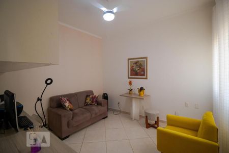 Casa à venda com 230m², 5 quartos e 4 vagasQuarto 01