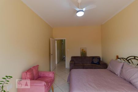 Casa à venda com 230m², 5 quartos e 4 vagasQuarto 02