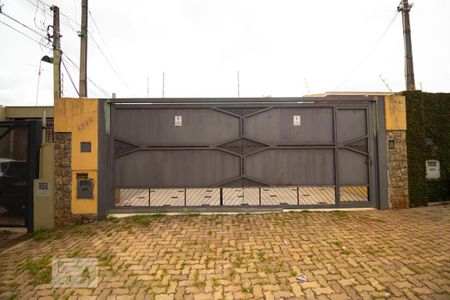 Casa à venda com 230m², 5 quartos e 4 vagasFachada