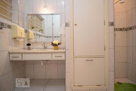 Casa à venda com 230m², 5 quartos e 4 vagasBanheiro