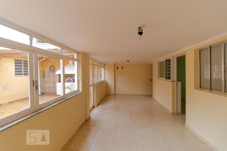 Casa à venda com 230m², 5 quartos e 4 vagasVaranda do Quarto 03 e Suíte 02