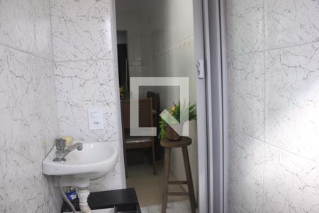 Casa para alugar com 140m², 2 quartos e sem vagaBanheiro 