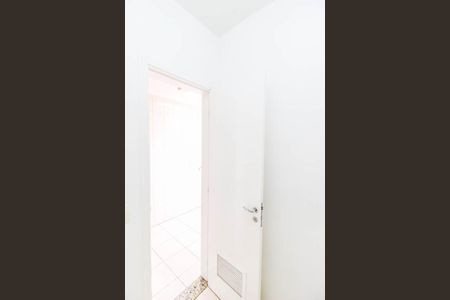 Apartamento à venda com 115m², 3 quartos e 2 vagas Apartamento à venda com 115m², 3 quartos e 2 vagasQuarto de Serviço